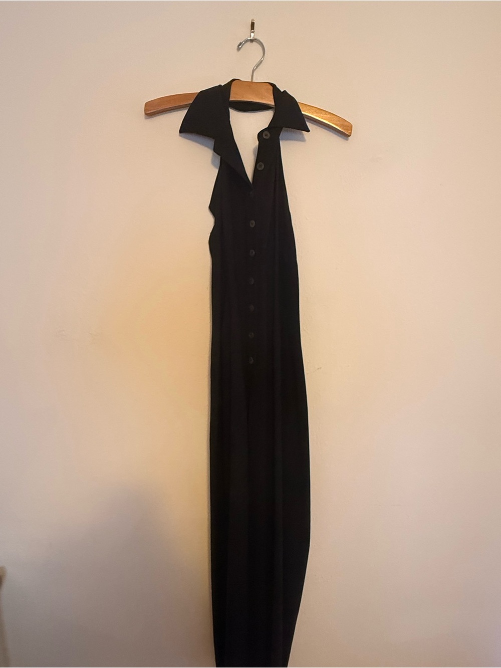 Chic Sleeveless Black Button-Front Jumpsuit with Collar
